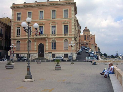 Sardinien - Städte und Bauwerke