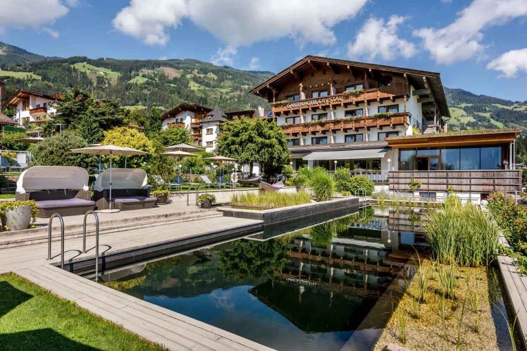 Österreich - Tirol - Zillertal - Gartenhotel Crystal