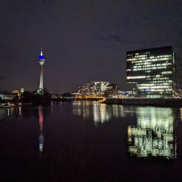 Düsseldorf - Rheinturm