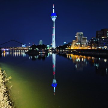 Düsseldorf - Rheinturm